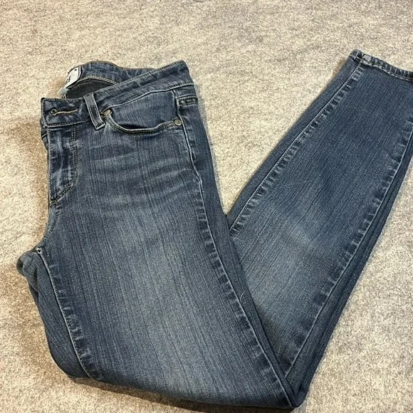 Paige Verdugo Ankle Denim, size 27. - Picture 1 of 10